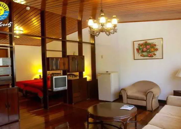 Hotel Schweizer 3*